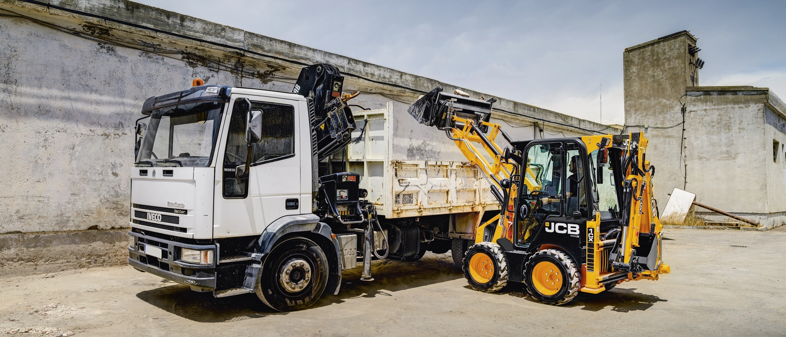 JCB 1CX זו-זו עבודות עפר